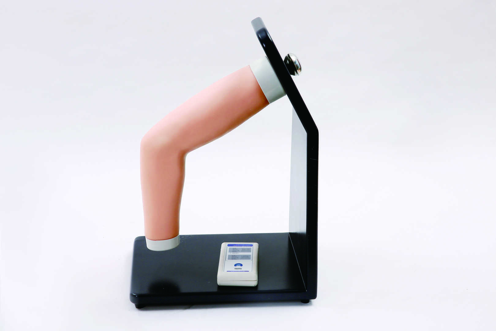 Elbow for Joint Injection